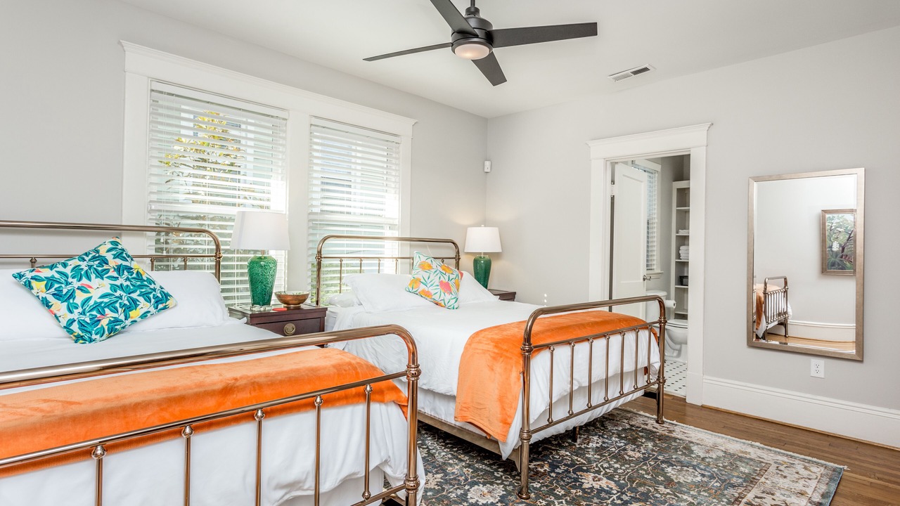 Photo of Bedroom in Downtown
