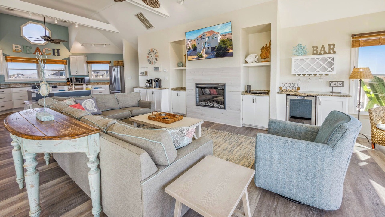 Photo of Bedroom in Waves