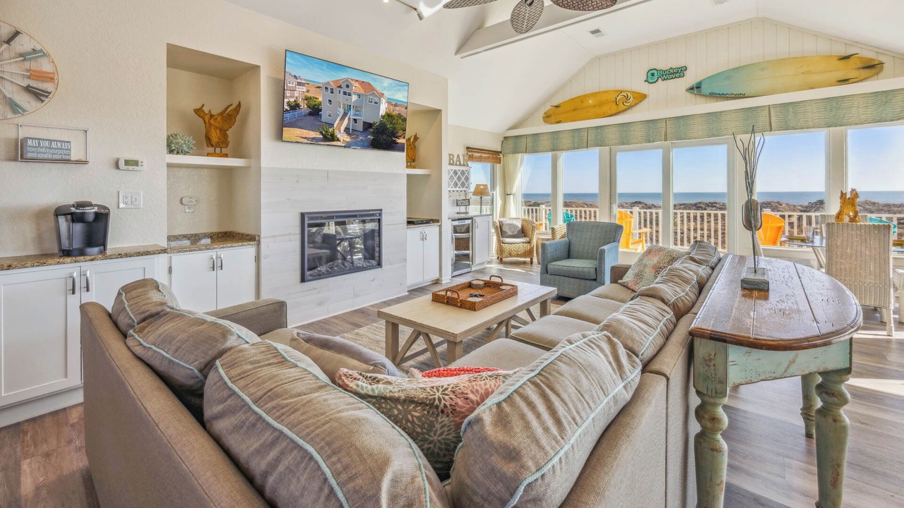 Photo of Bedroom in Waves