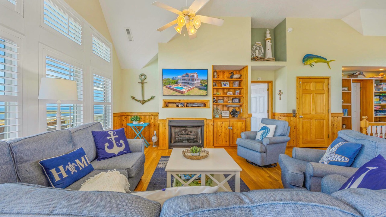 Photo of Livingroom in Wind Over Waves