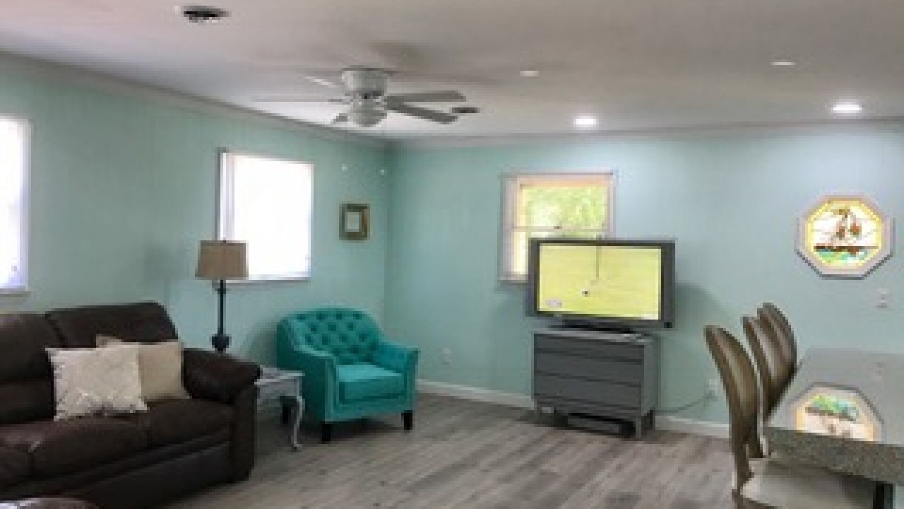 Photo of Livingroom in Long Beach