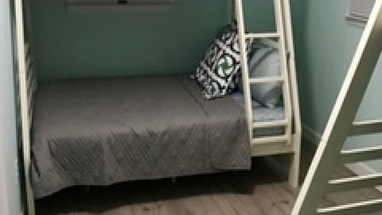 Photo of Bedroom in Long Beach