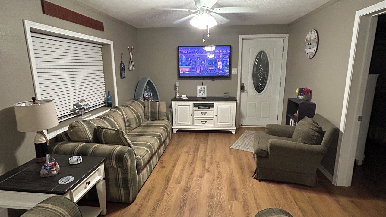 Photo of Livingroom in Benton
