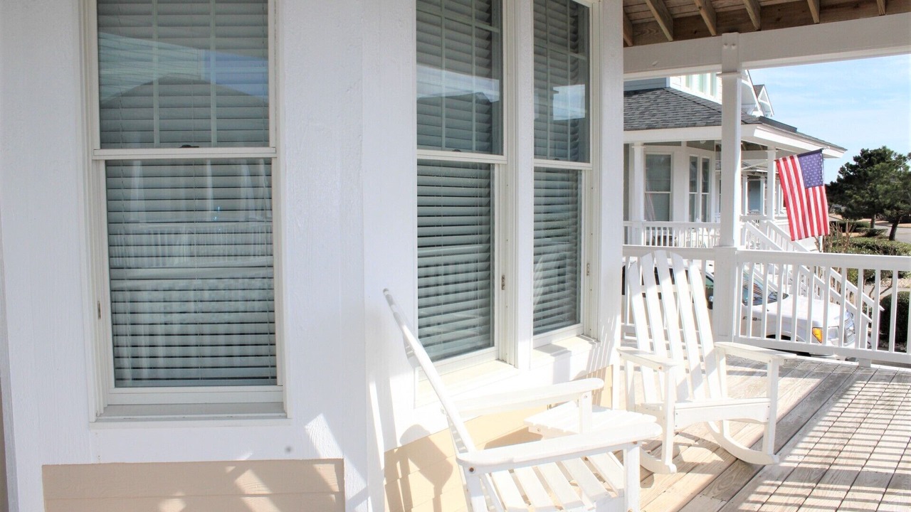 Photo of Patio Balcony in Manteo