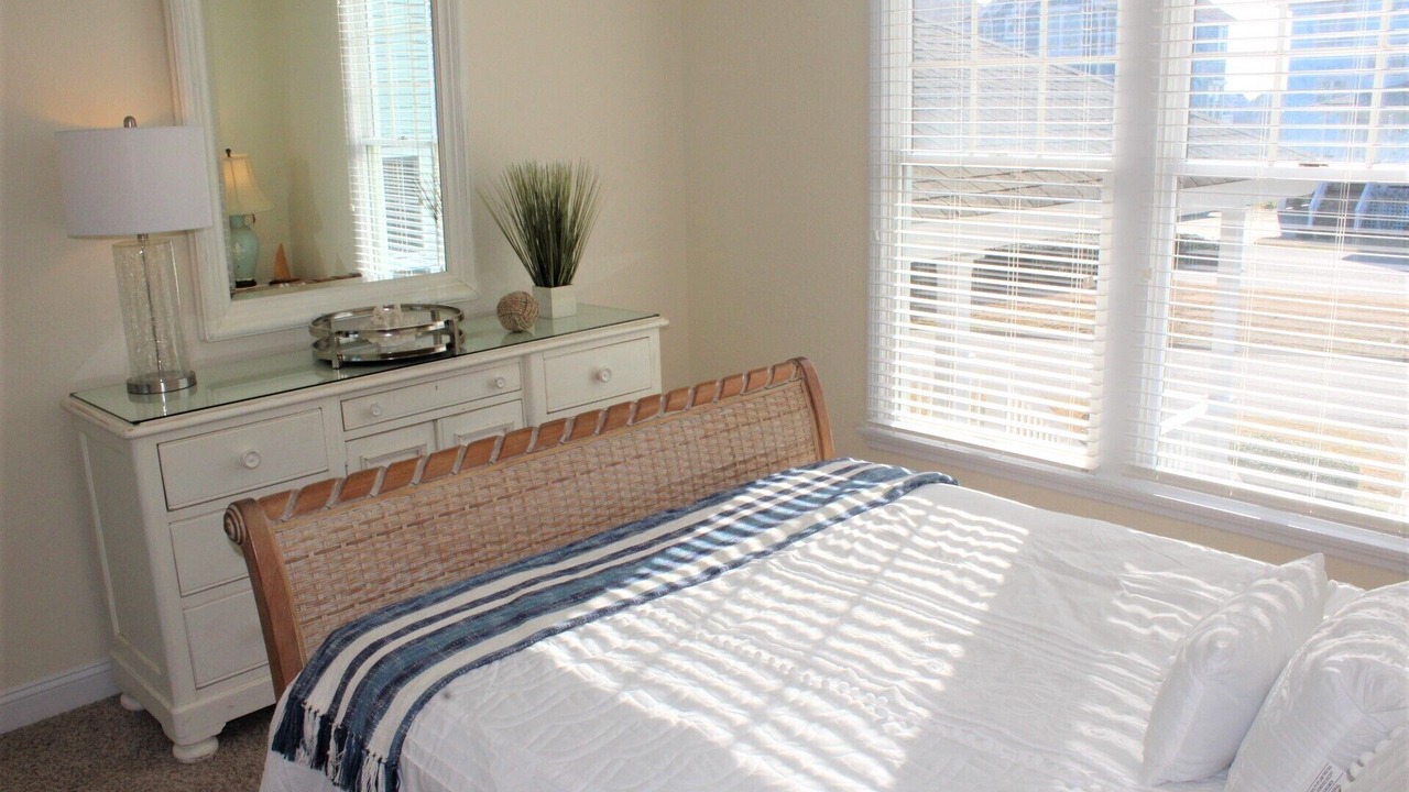 Photo of Bedroom in Manteo