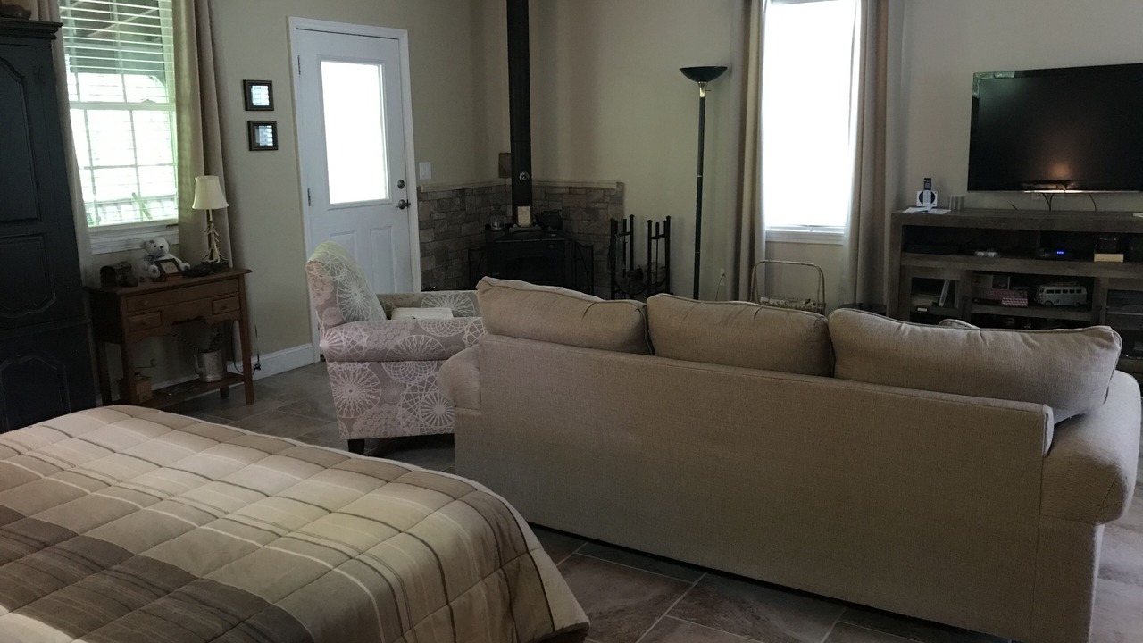 Photo of Livingroom in Waynesville