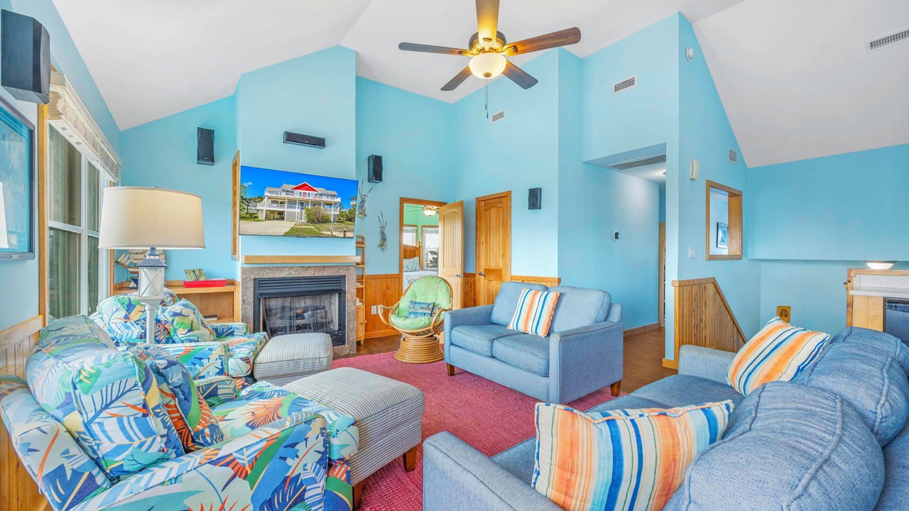 Photo of Livingroom in Avon