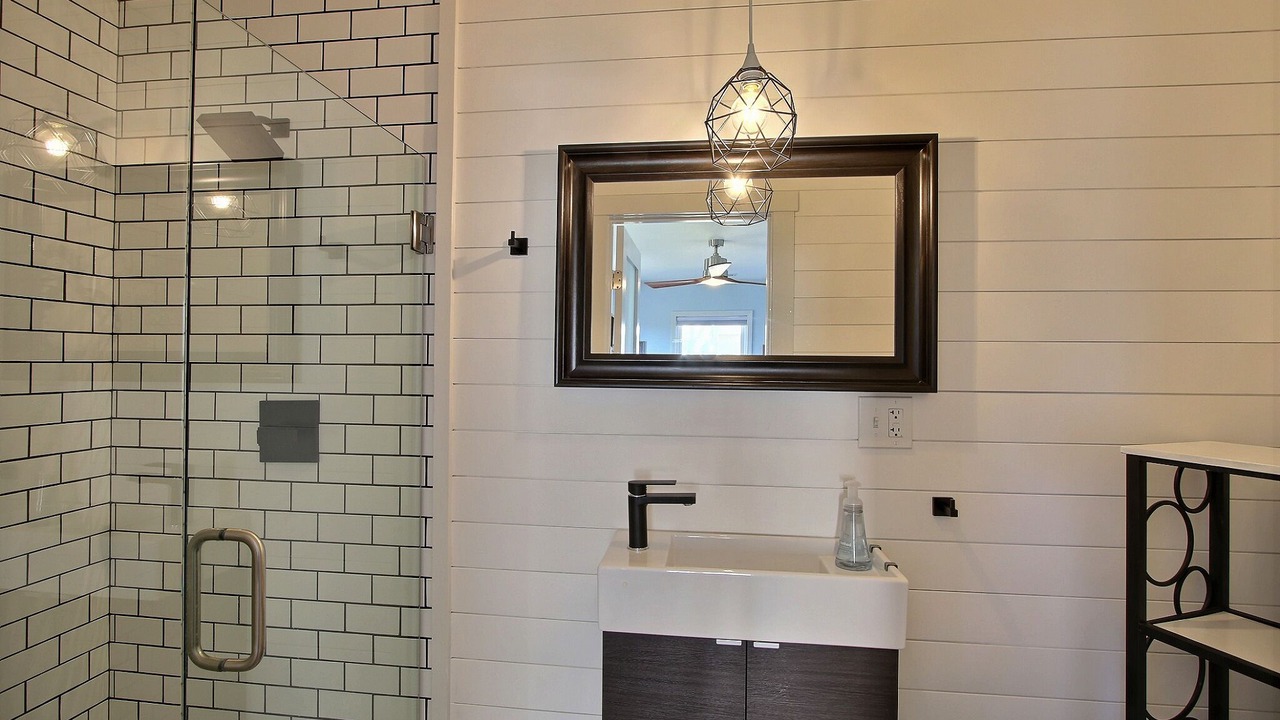 Photo of Bathroom in Rodanthe