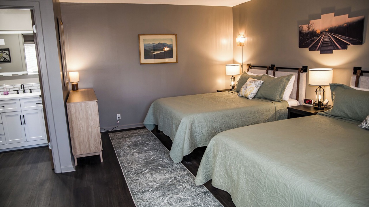 Photo of Bedroom in Fairfield Glade
