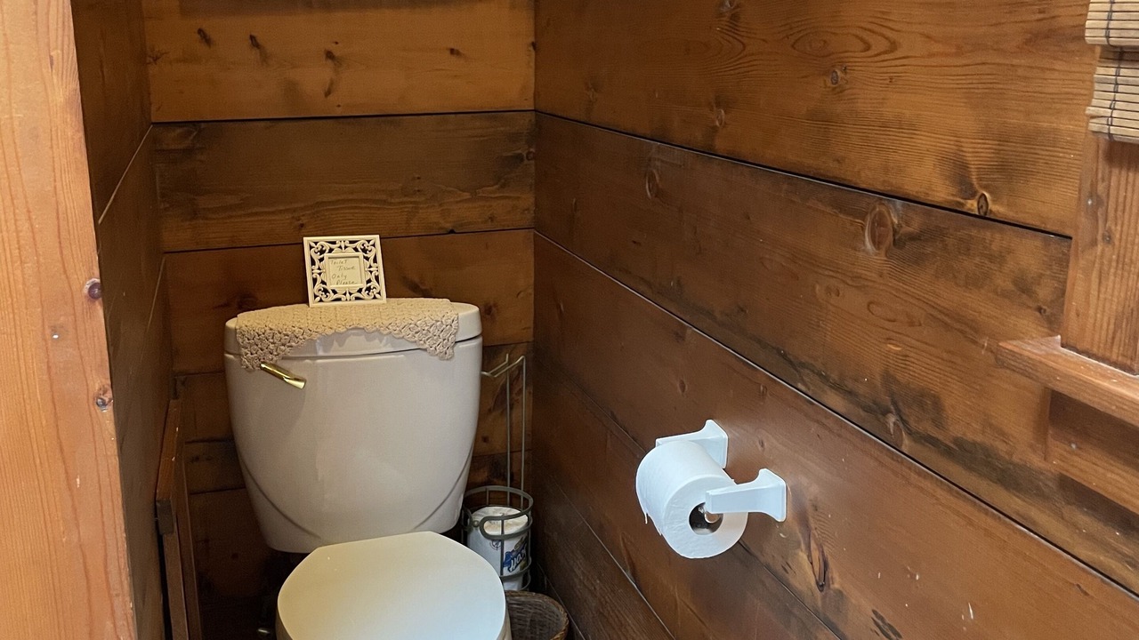 Photo of Bathroom in Dahlonega