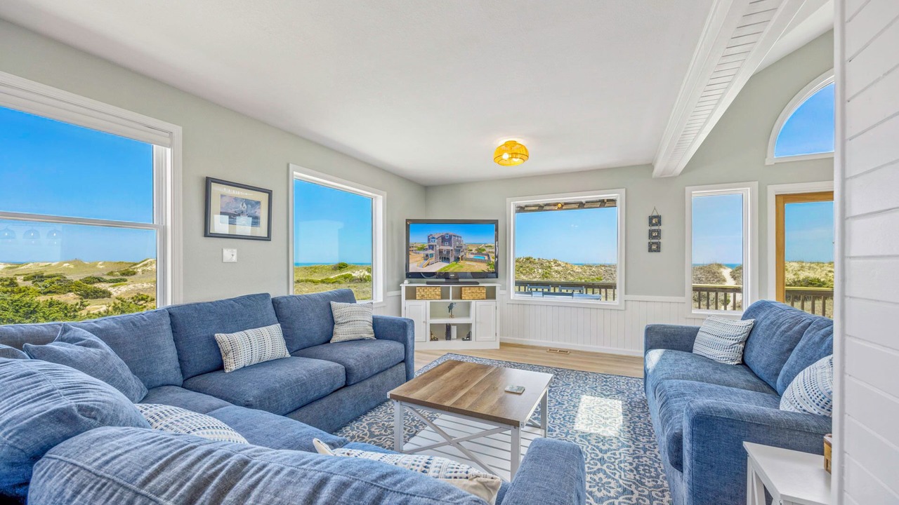 Photo of Bedroom in Waves