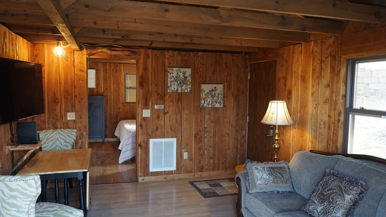 Photo of Livingroom in Monticello