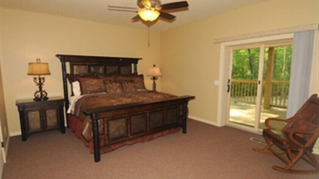 Photo of Bedroom in Crossville