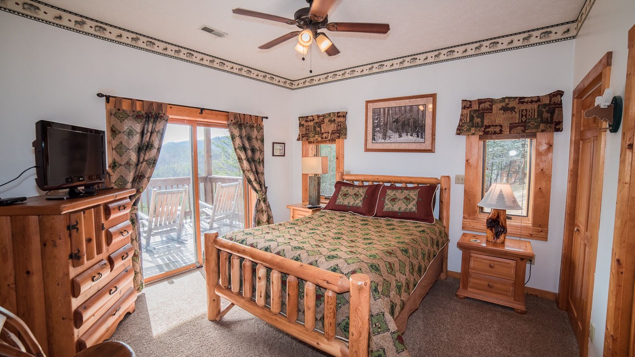 Photo of Bedroom in Sevierville