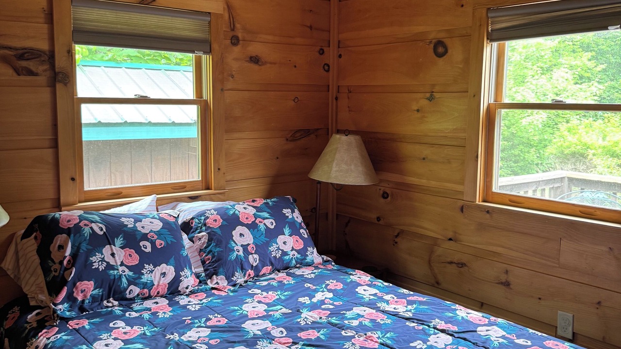 Photo of Bedroom in Nebo