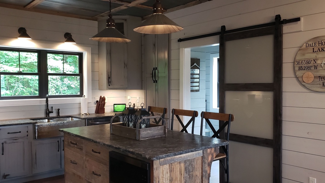 Photo of Kitchen in Byrdstown