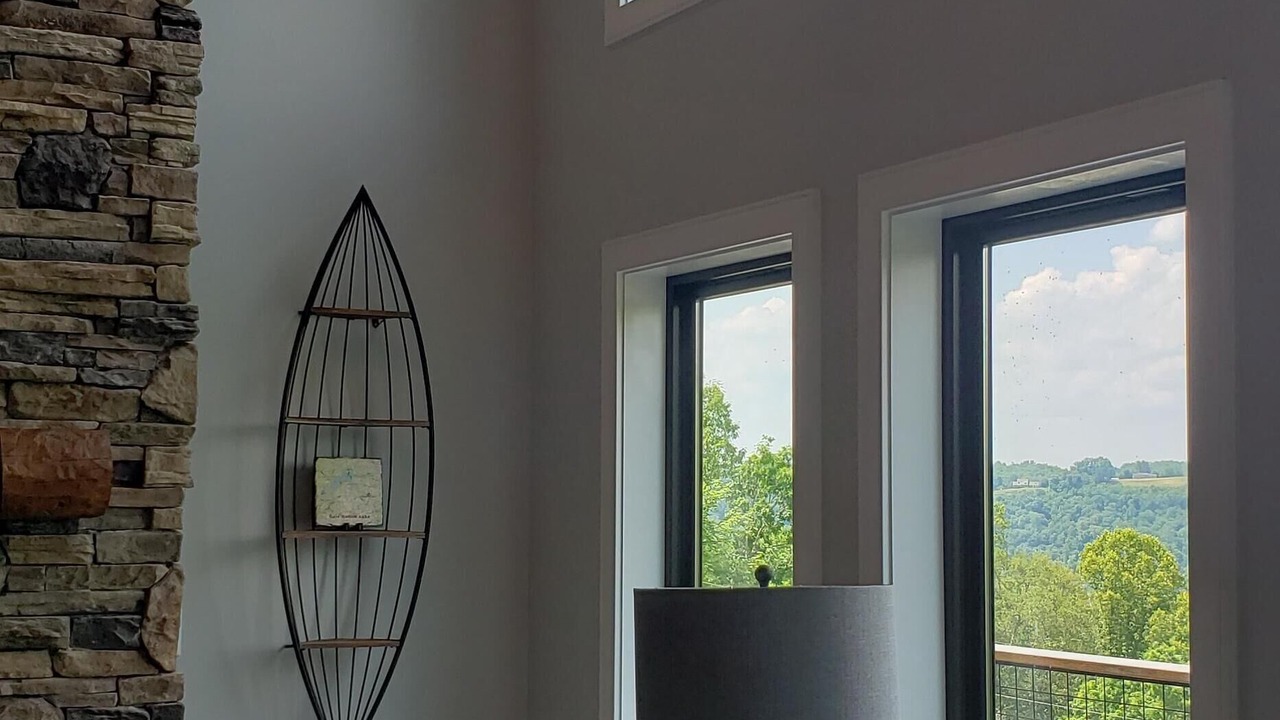 Photo of Livingroom in Byrdstown