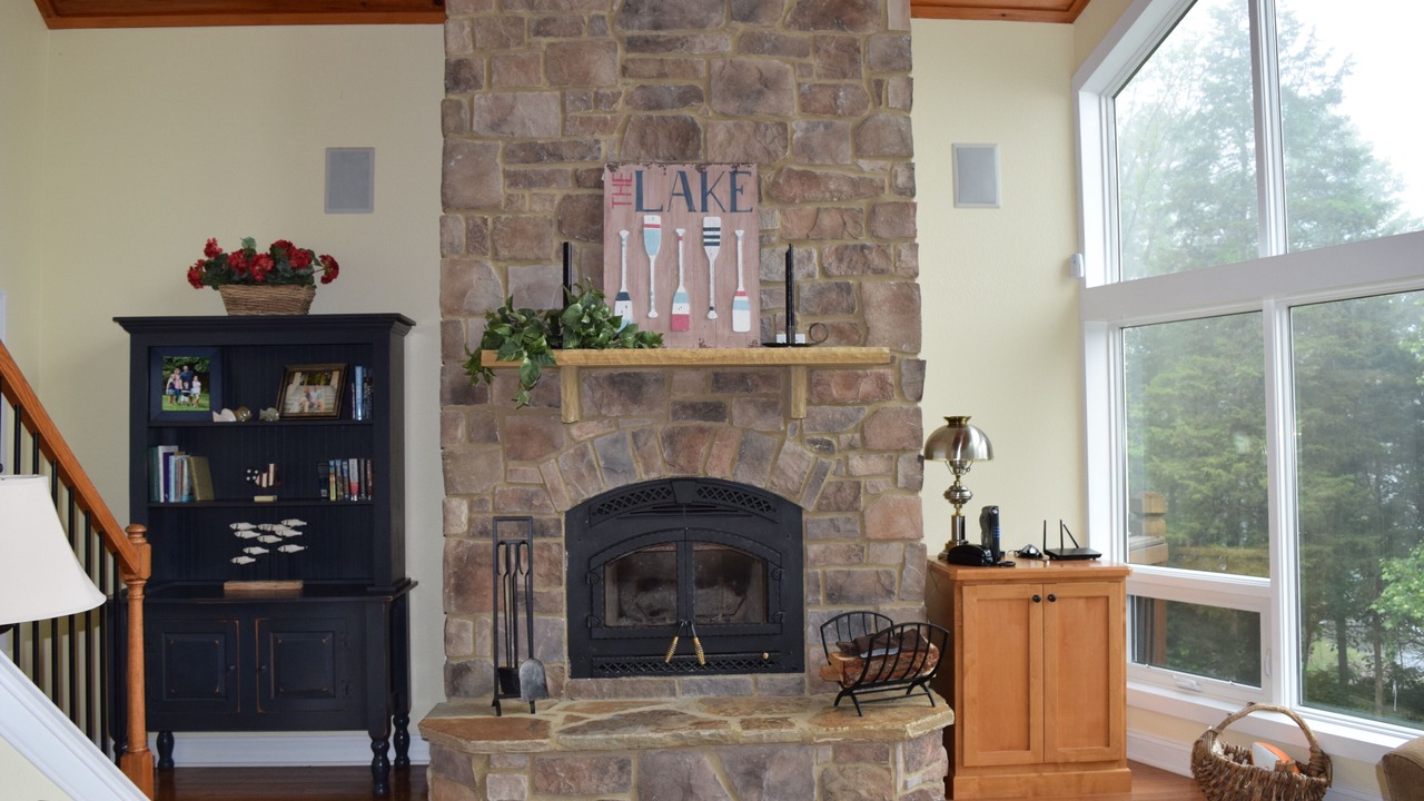 Photo of Livingroom in La Follette