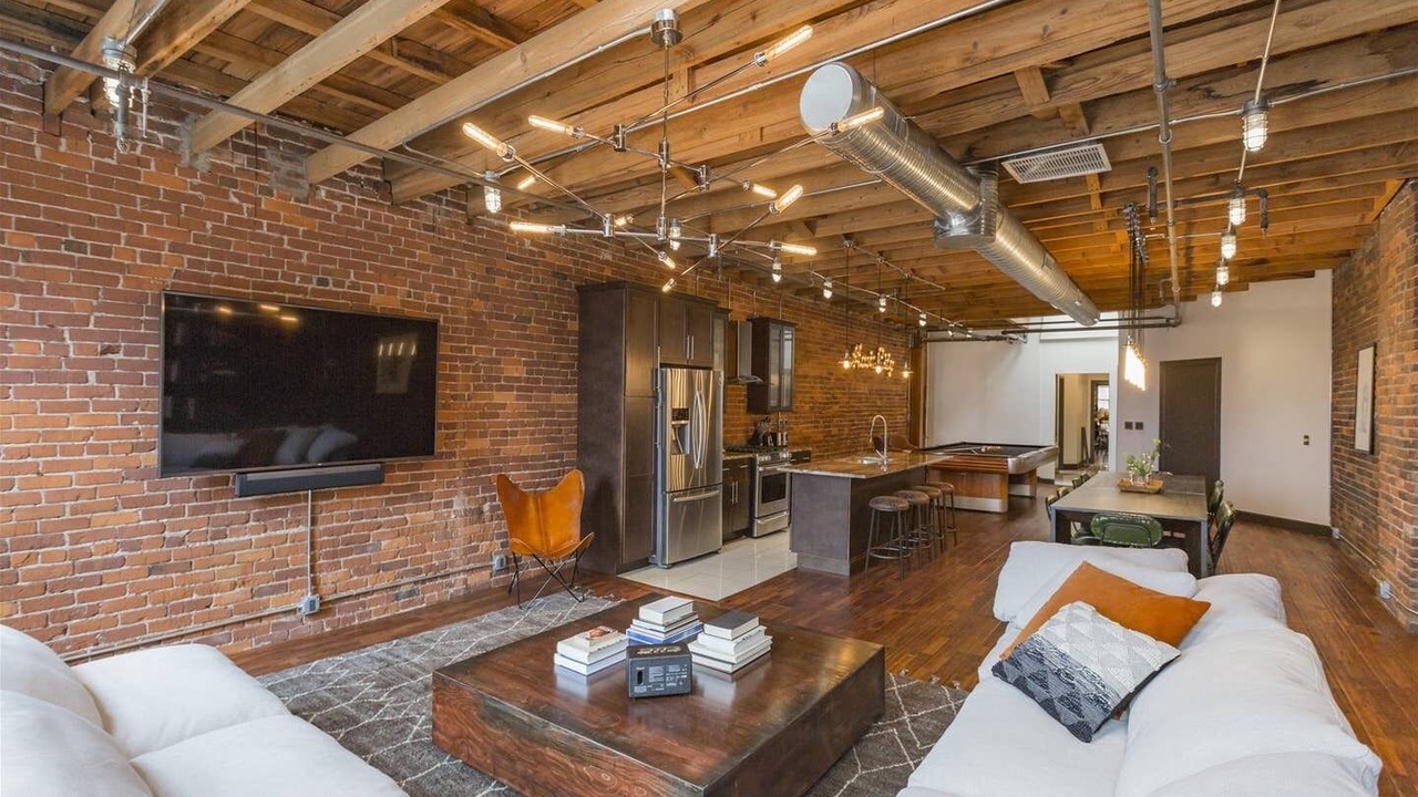 Photo of Livingroom in Downtown Nashville