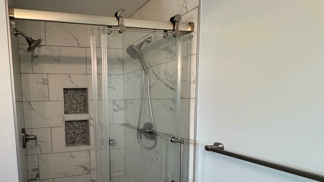 Photo of Bathroom in Corolla Light