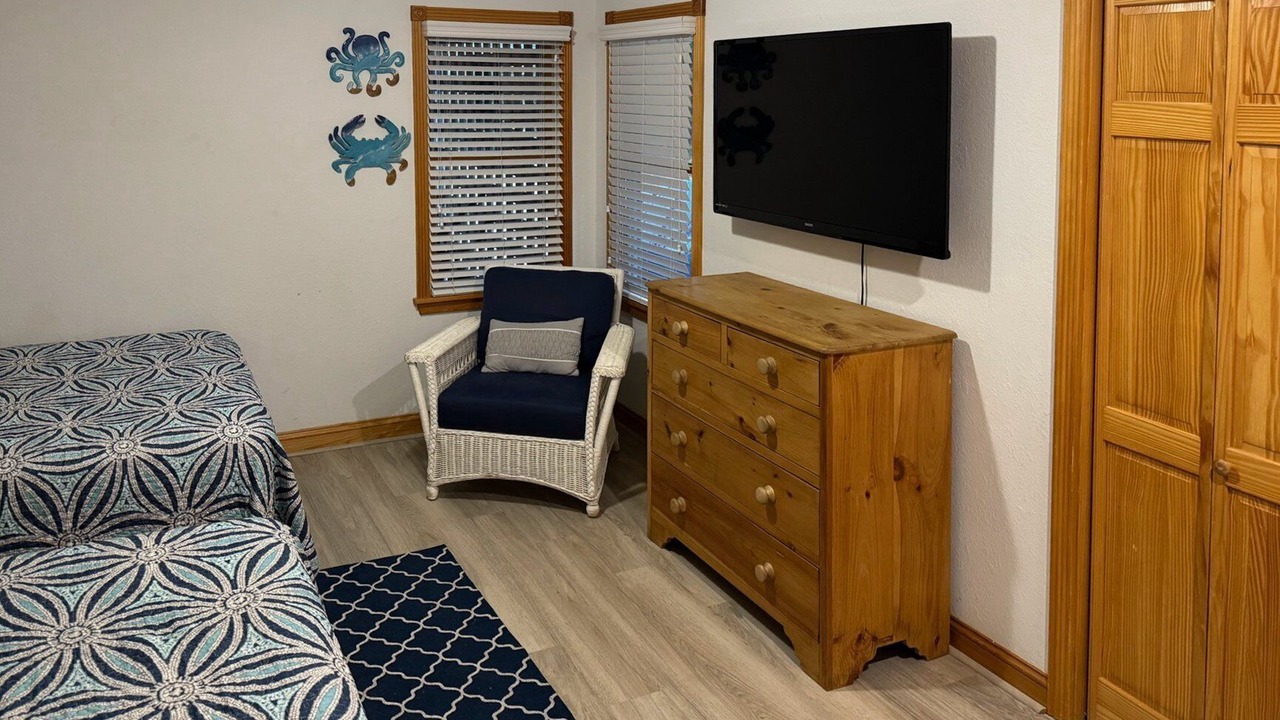 Photo of Bedroom in Corolla Light