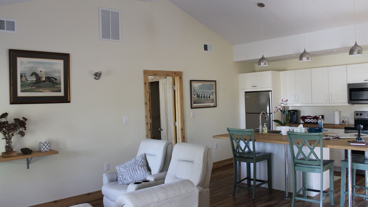 Photo of Bedroom in Midway