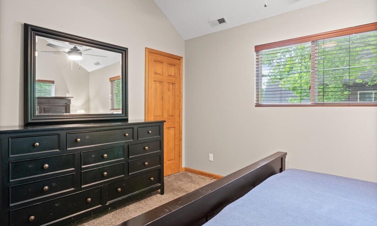 Photo of Bathroom in Lakeside Estates