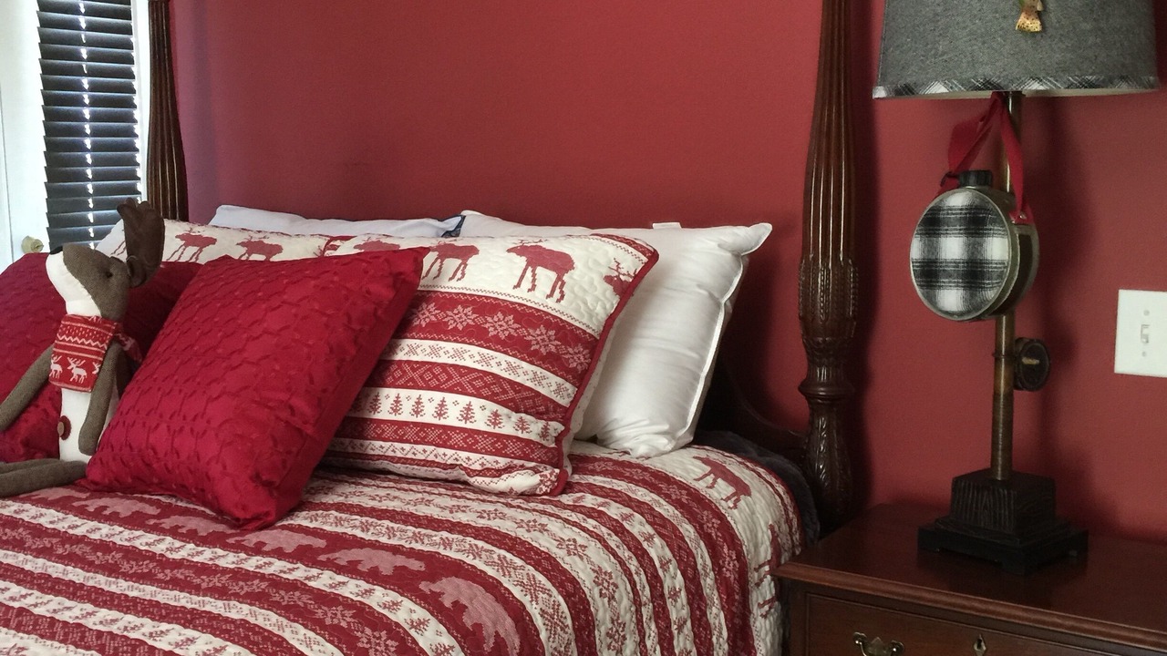 Photo of Bedroom in Menlo