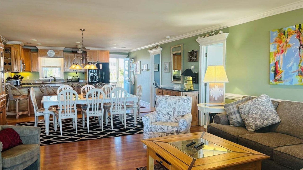 Photo of Livingroom in Holden Beach