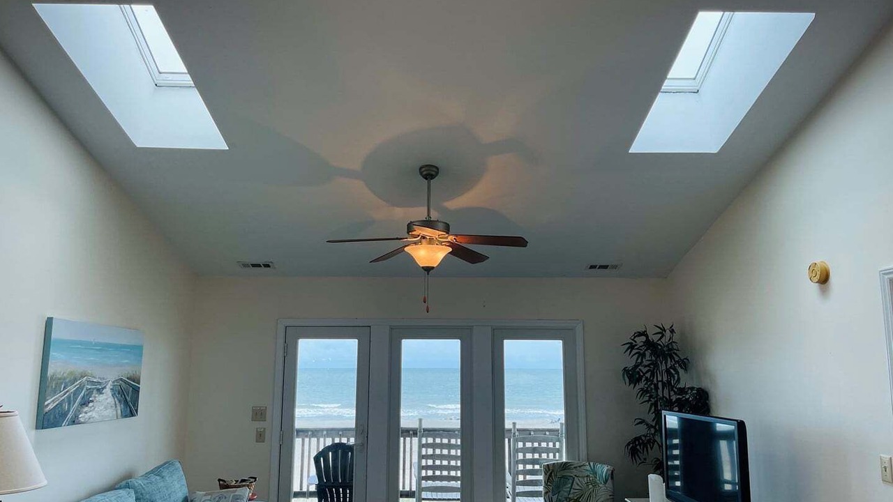 Photo of Livingroom in Holden Beach