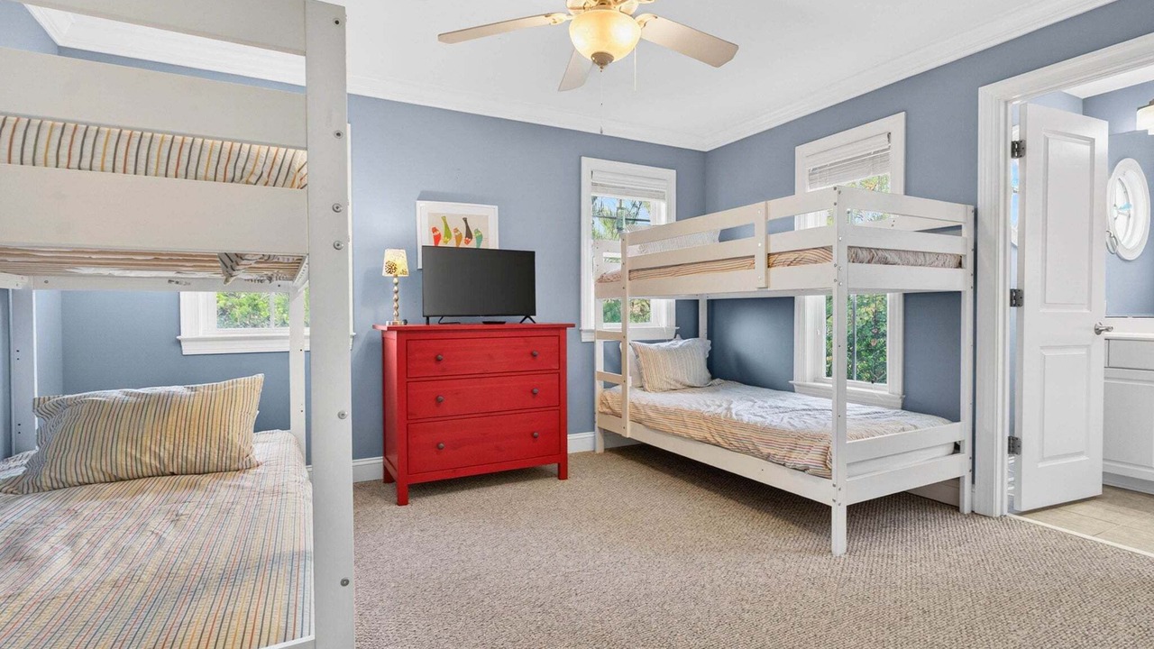 Photo of Bedroom in Holden Beach