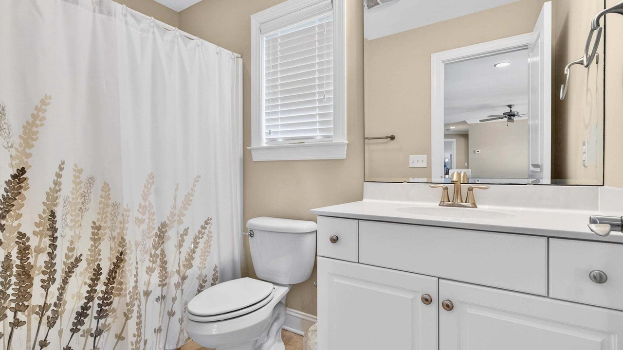 Photo of Bathroom in Holden Beach