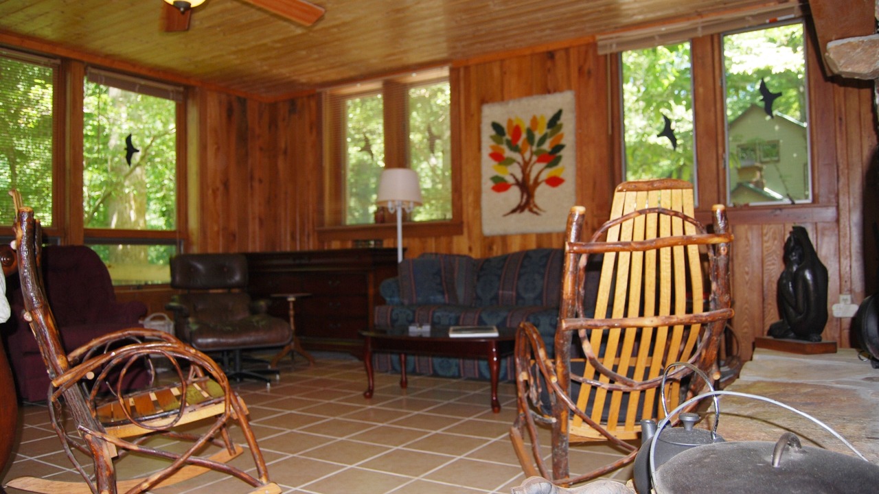 Photo of Livingroom in Bryson City