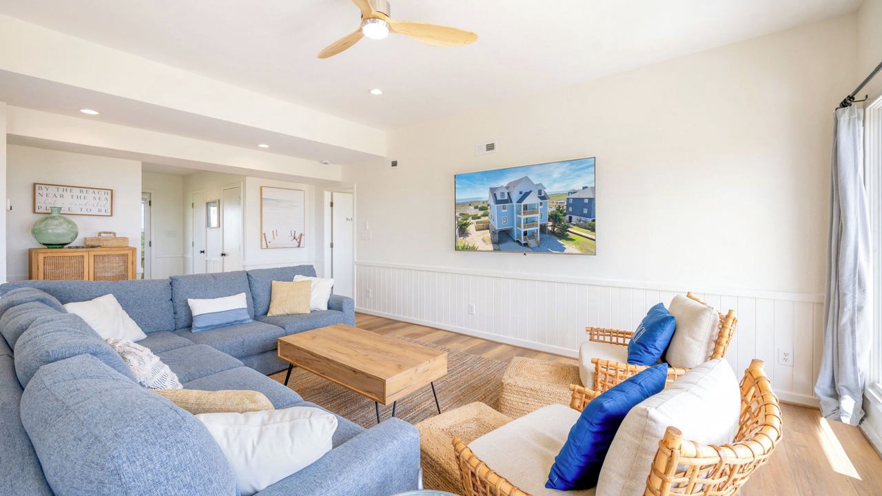 Photo of Bedroom in Waves