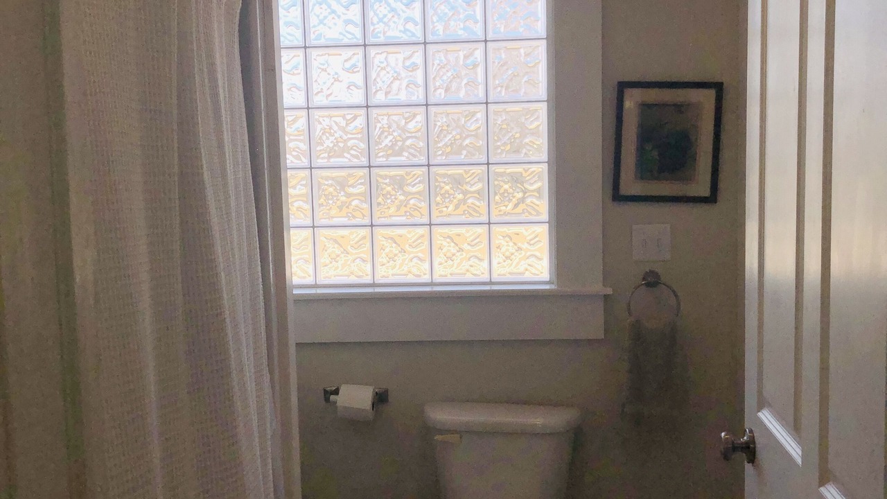Photo of Bathroom in Dawson