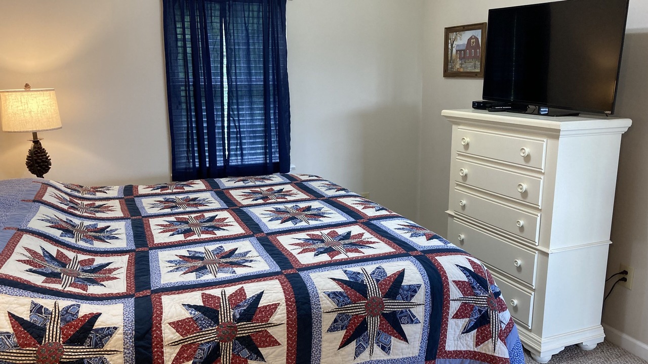 Photo of Bedroom in Blowing Rock