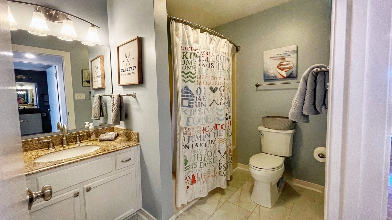 Photo of Bathroom in North Shore