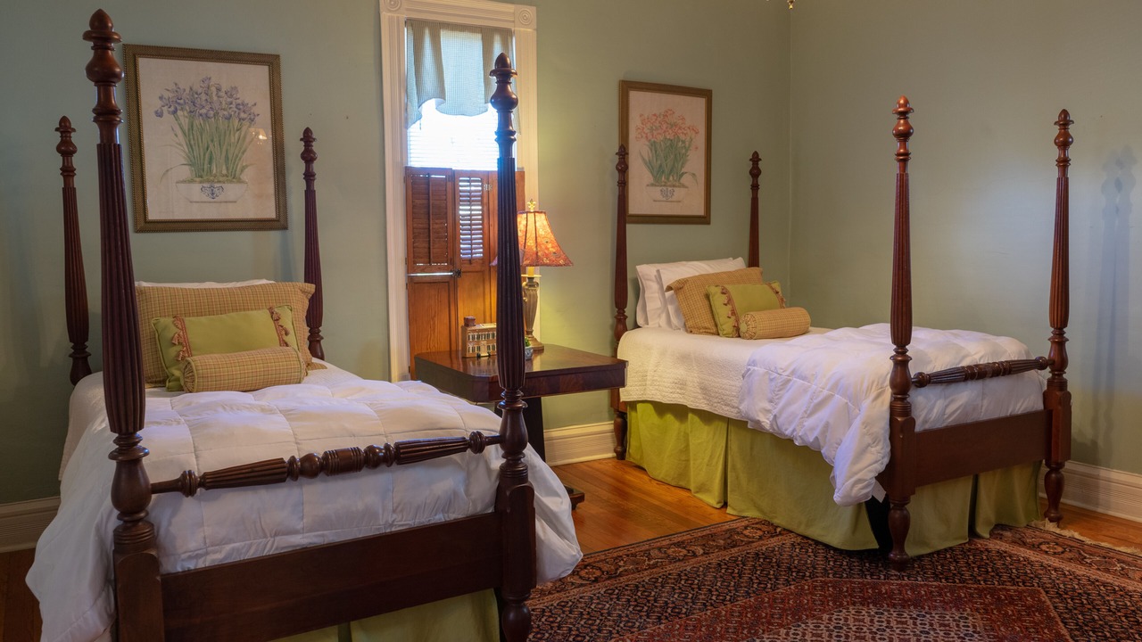 Photo of Bedroom in Bardstown