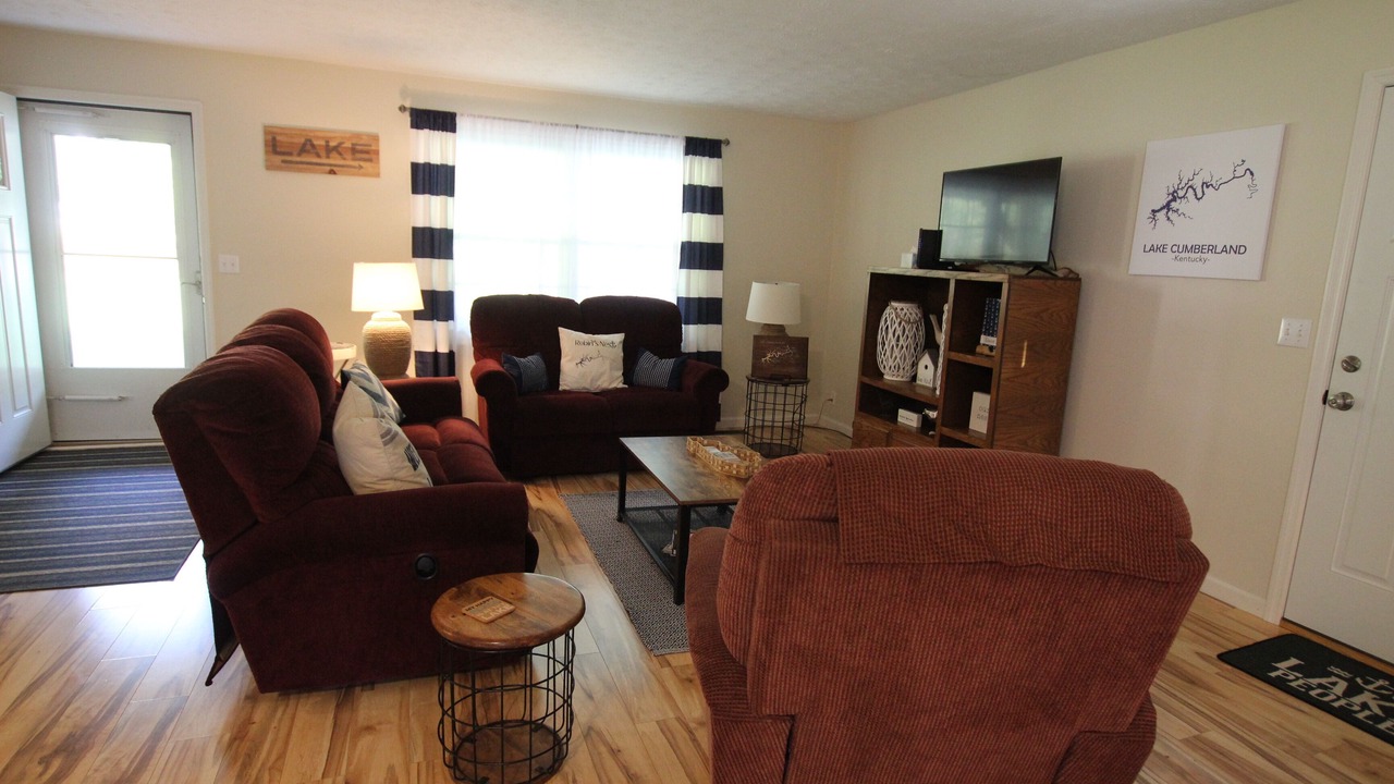 Photo of Livingroom in Monticello