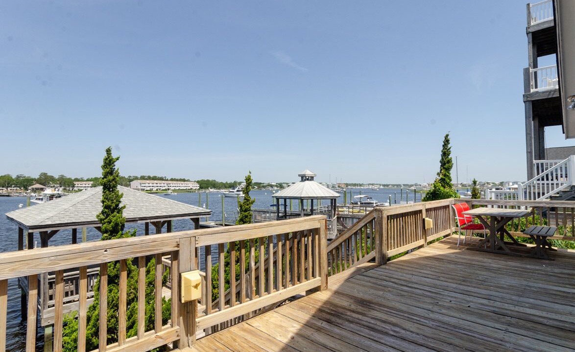 Photo of Patio Balcony in North Carolina Coast