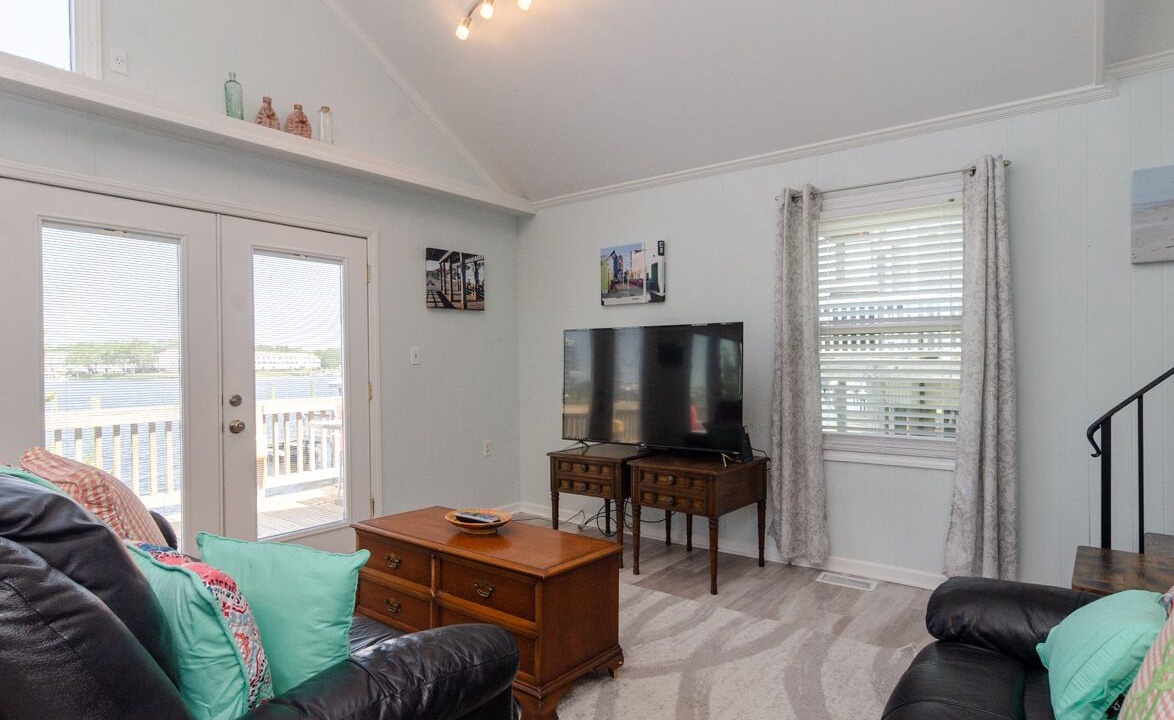 Photo of Livingroom in North Carolina Coast