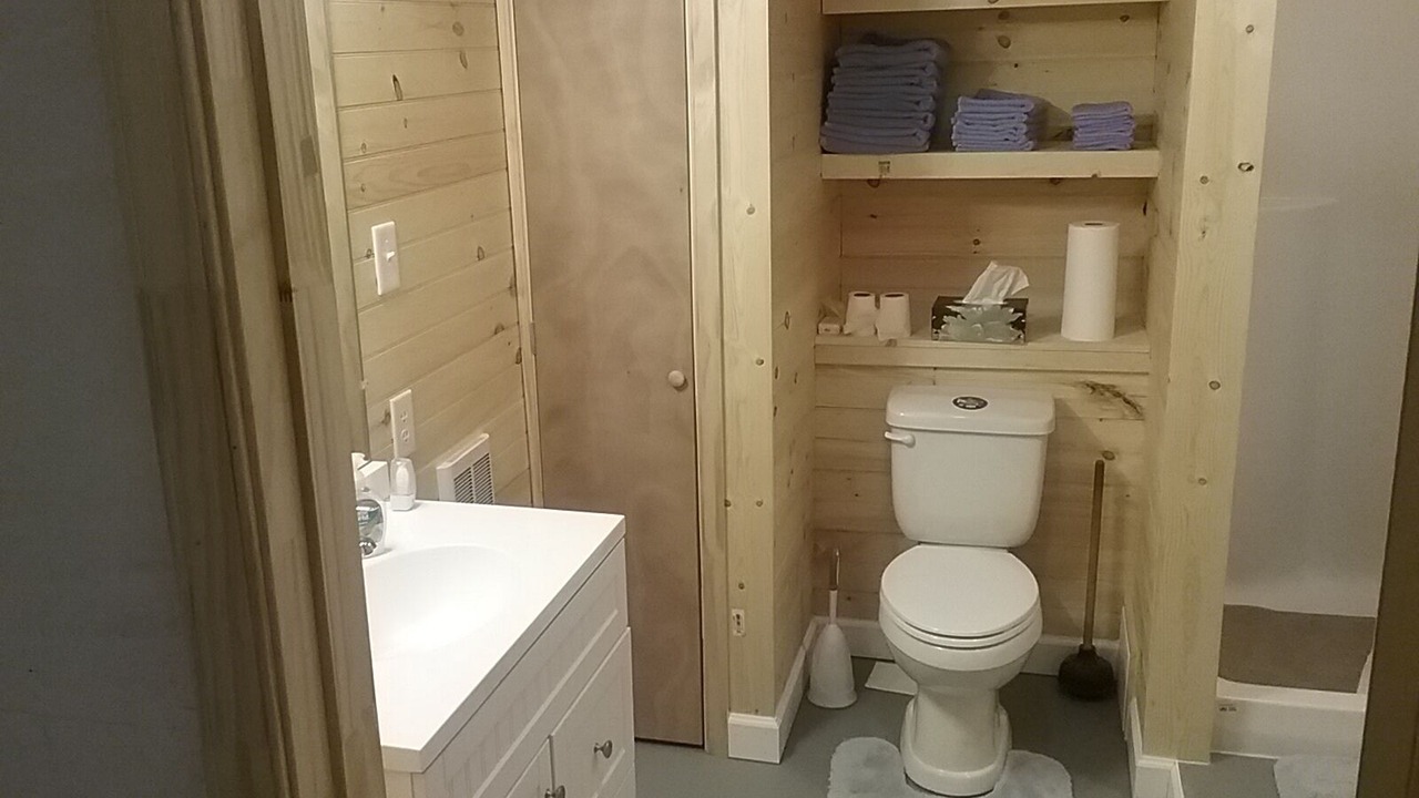 Photo of Bathroom in Mosby