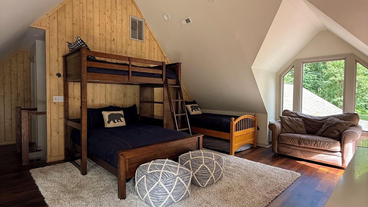 Photo of Bedroom in La Follette