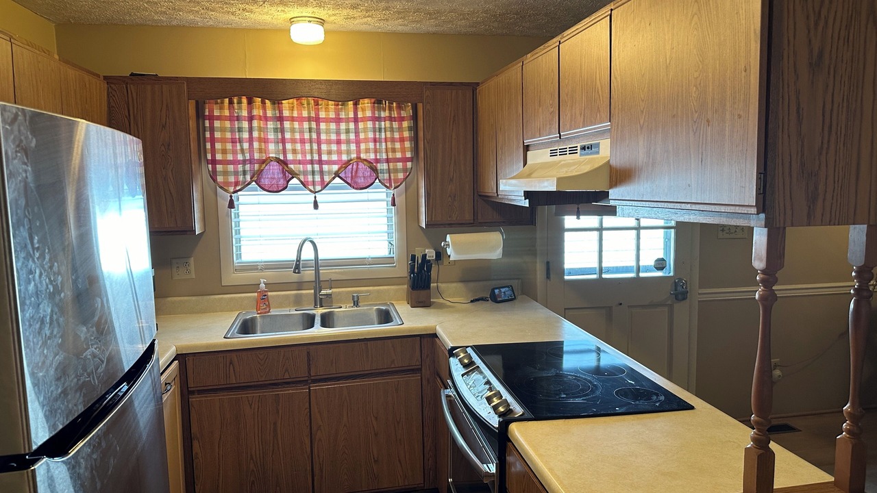 Photo of Kitchen in Bronston