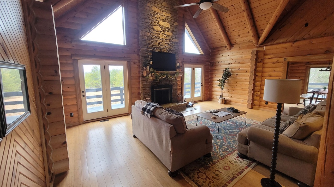 Photo of Livingroom in Lindseyville