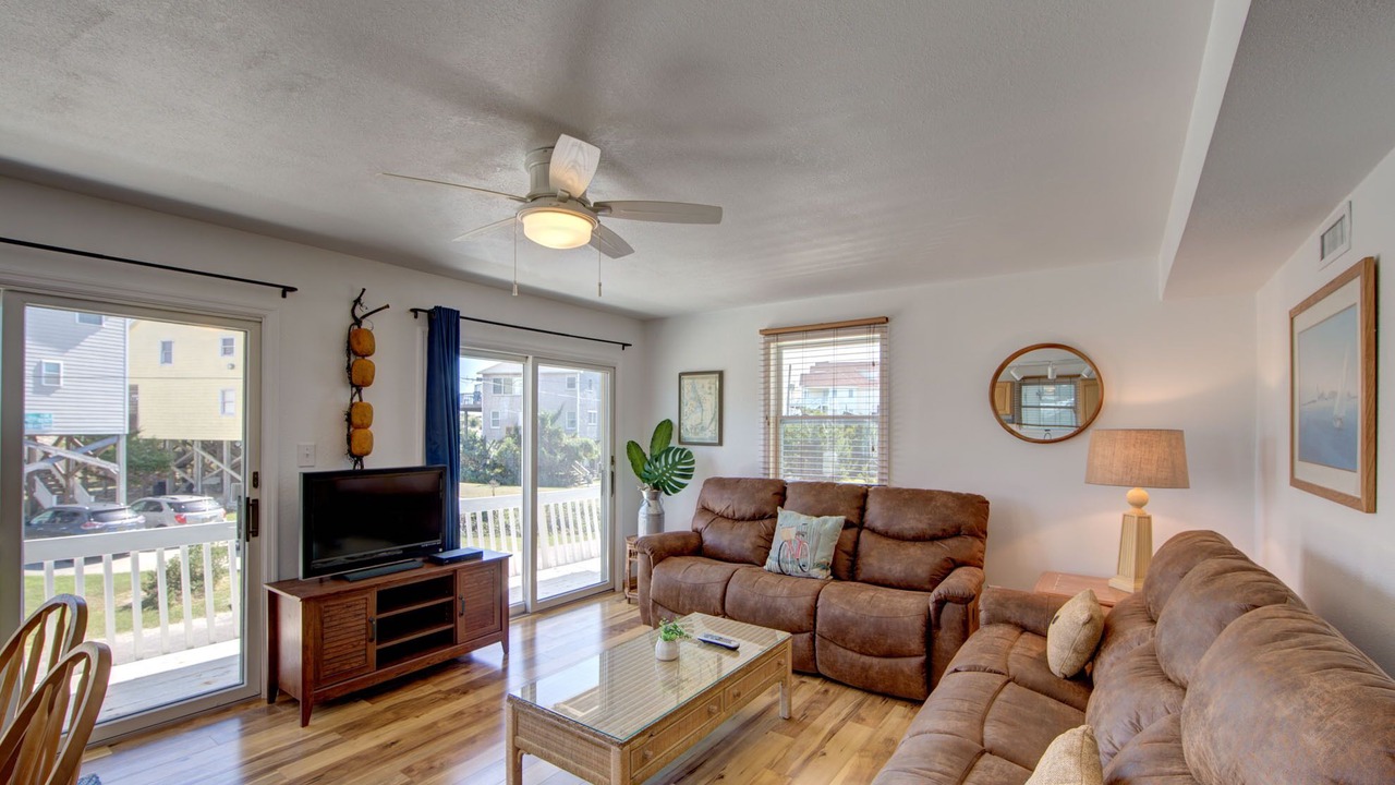 Photo of Livingroom in Avon