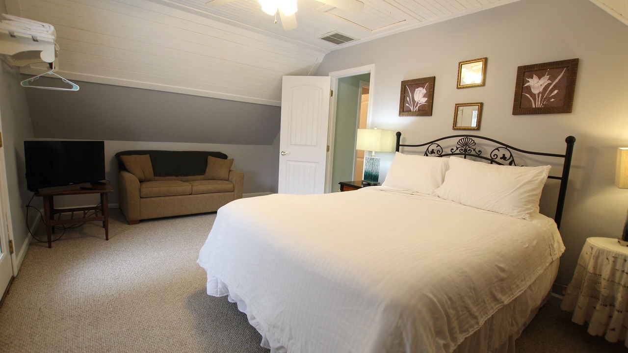 Photo of Bedroom in Monticello