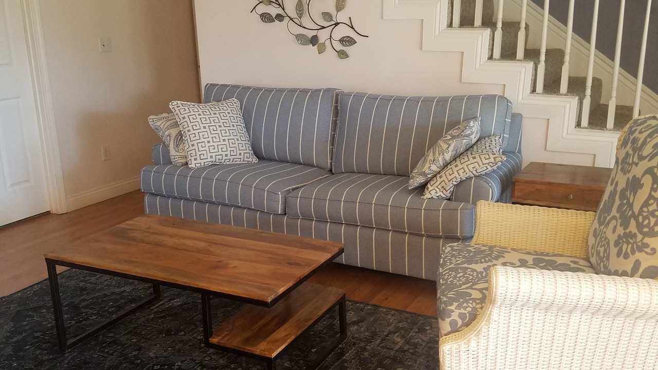 Photo of Livingroom in Falls of Rough