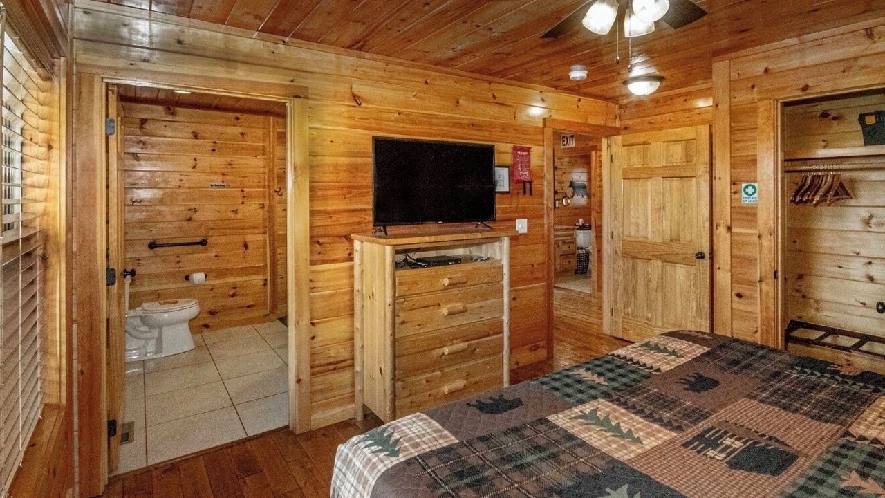 Photo of Bedroom in Sevierville