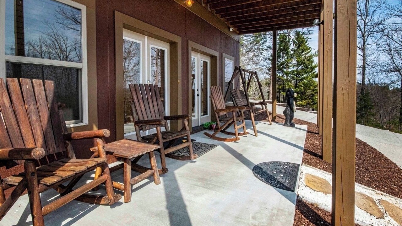 Photo of Patio Balcony in Sevierville